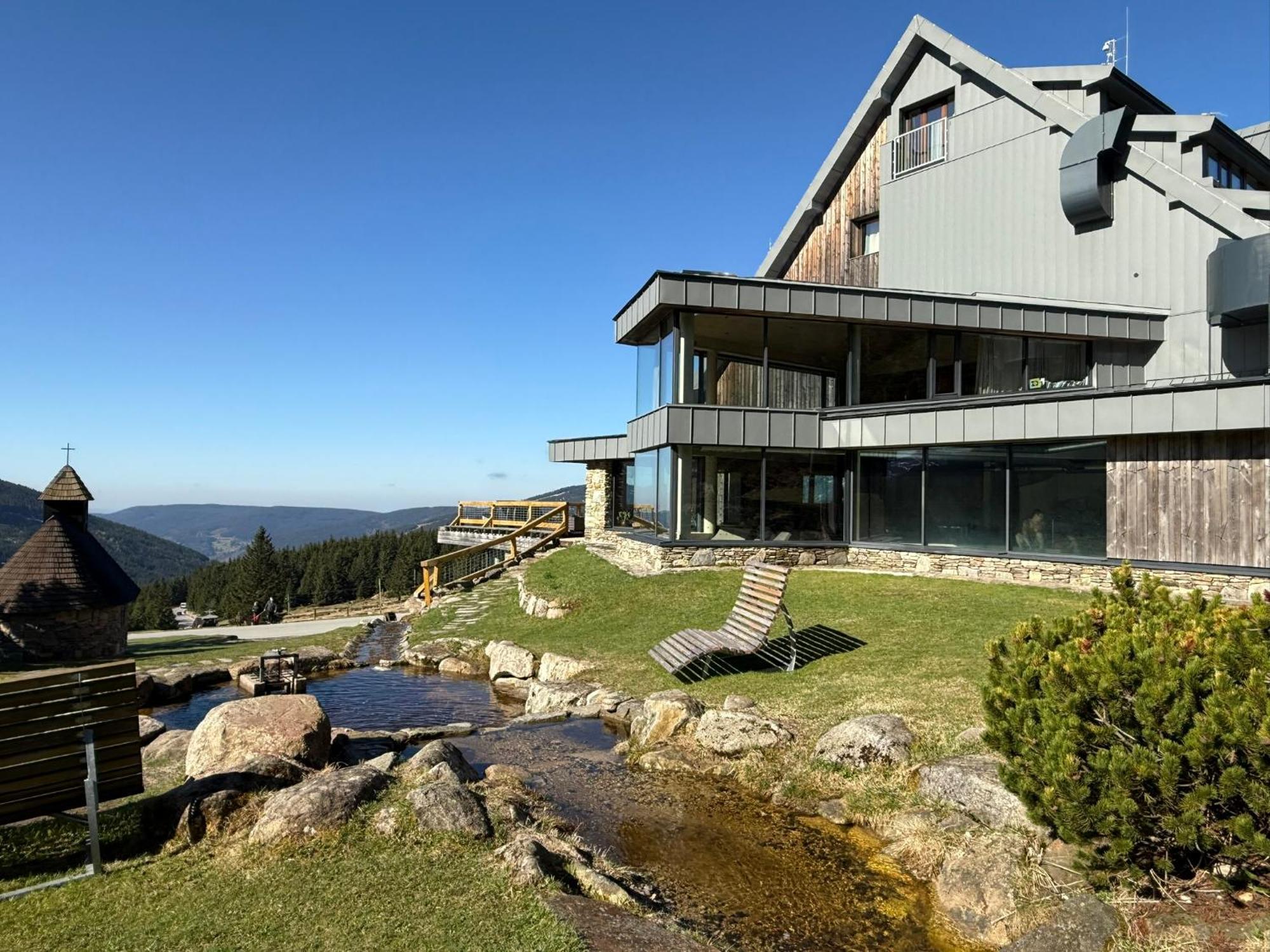 Erlebachova Bouda, Hotel - Resort Svaty Frantisek Špindlerŭv Mlýn Exteriör bild